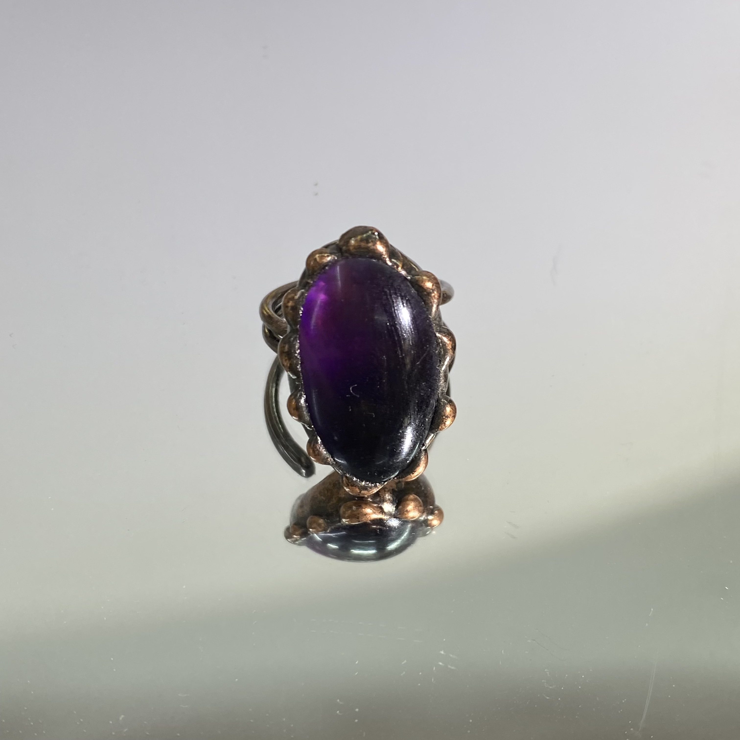 铜合金合成锆石戒指 TTSD 紫色椭圆复古款戒指 1130