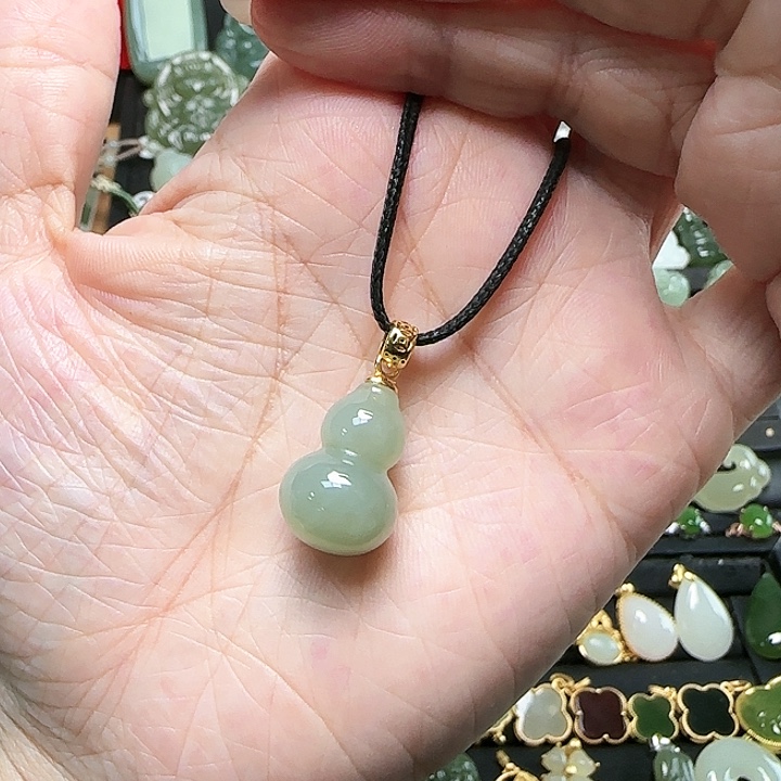 颈饰银S925镶嵌和田玉