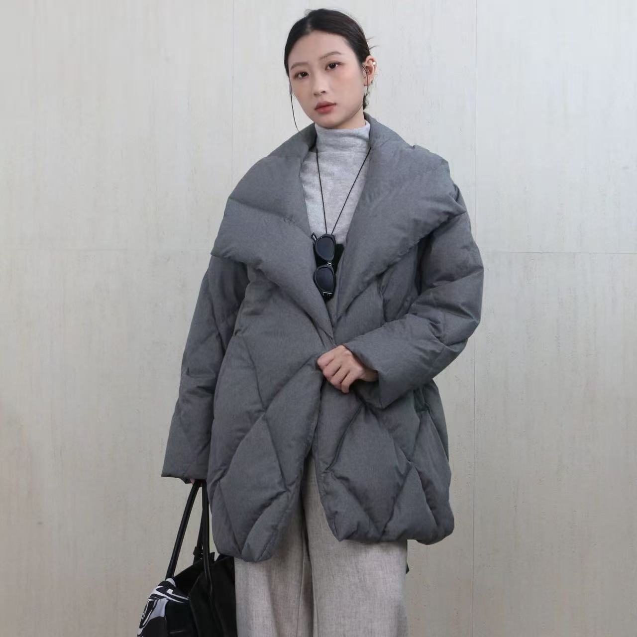 0579 原创设计师款秋冬宽松休闲中长款保暖棉服8203