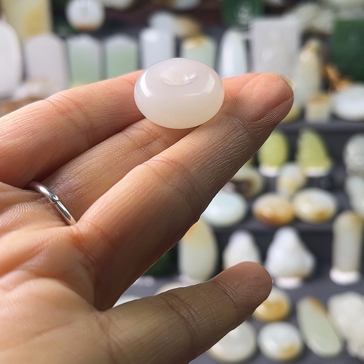 和田玉（白玉）未镶嵌包链