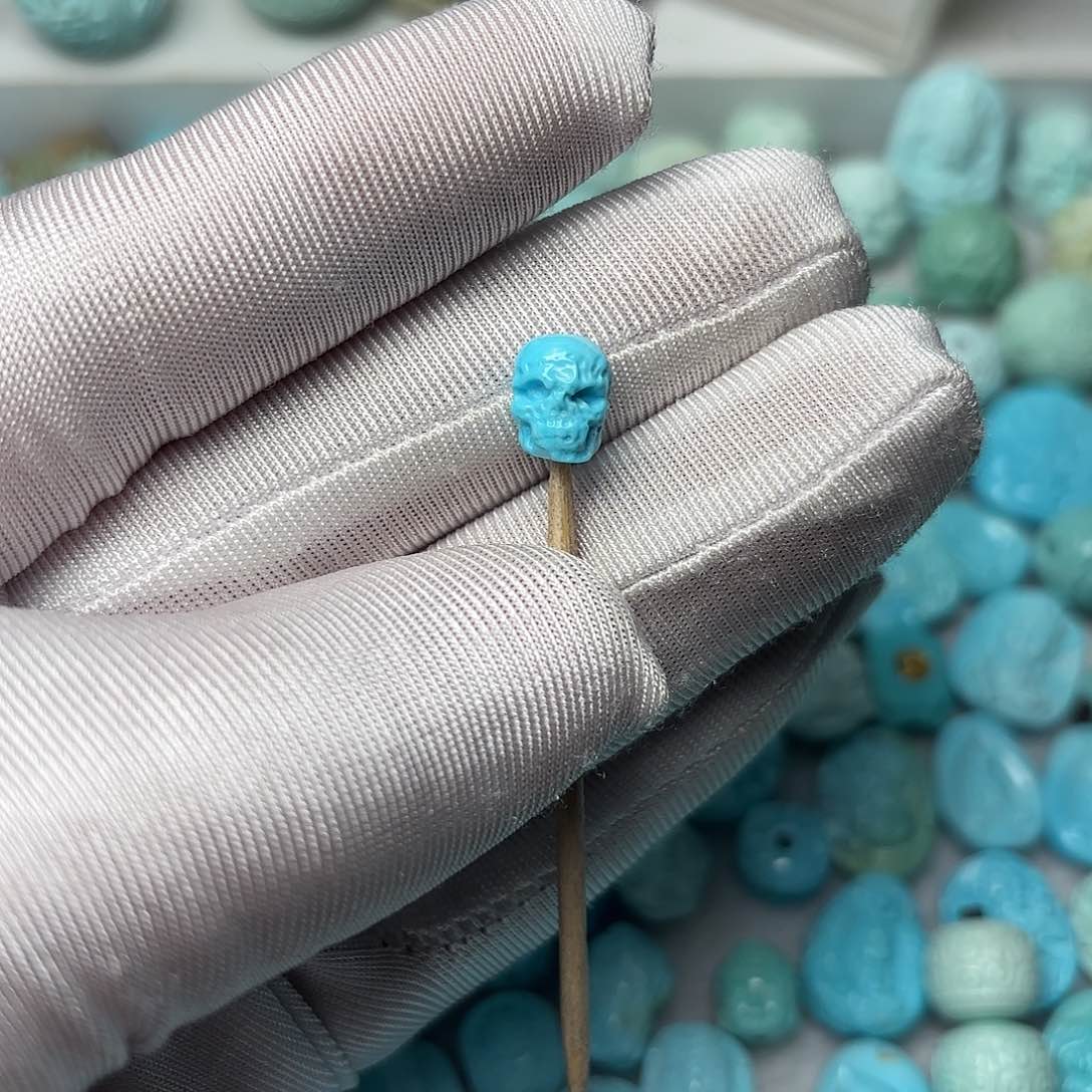 绿松石雕刻件未镶嵌