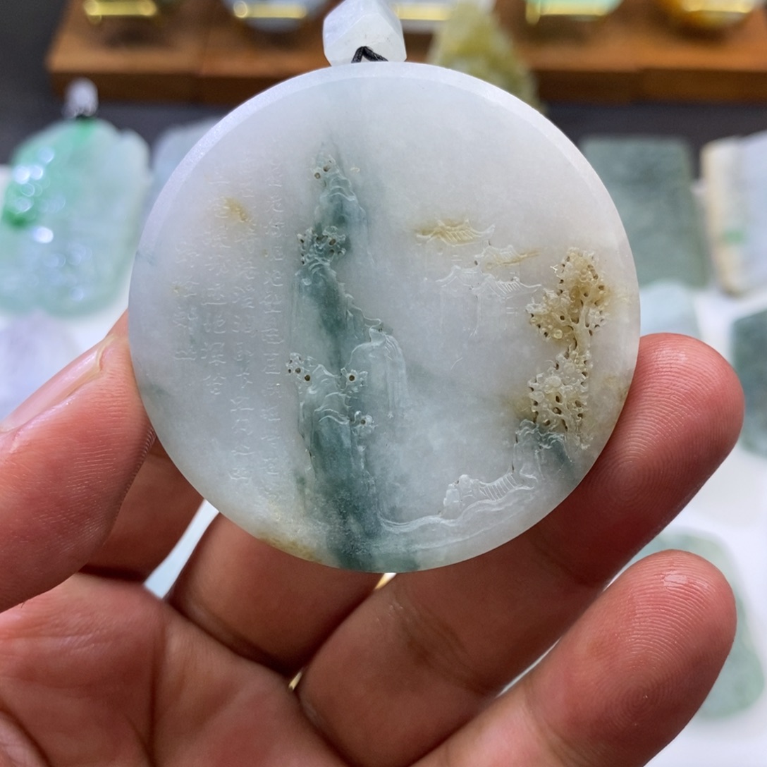 定制翡翠未镶嵌山水