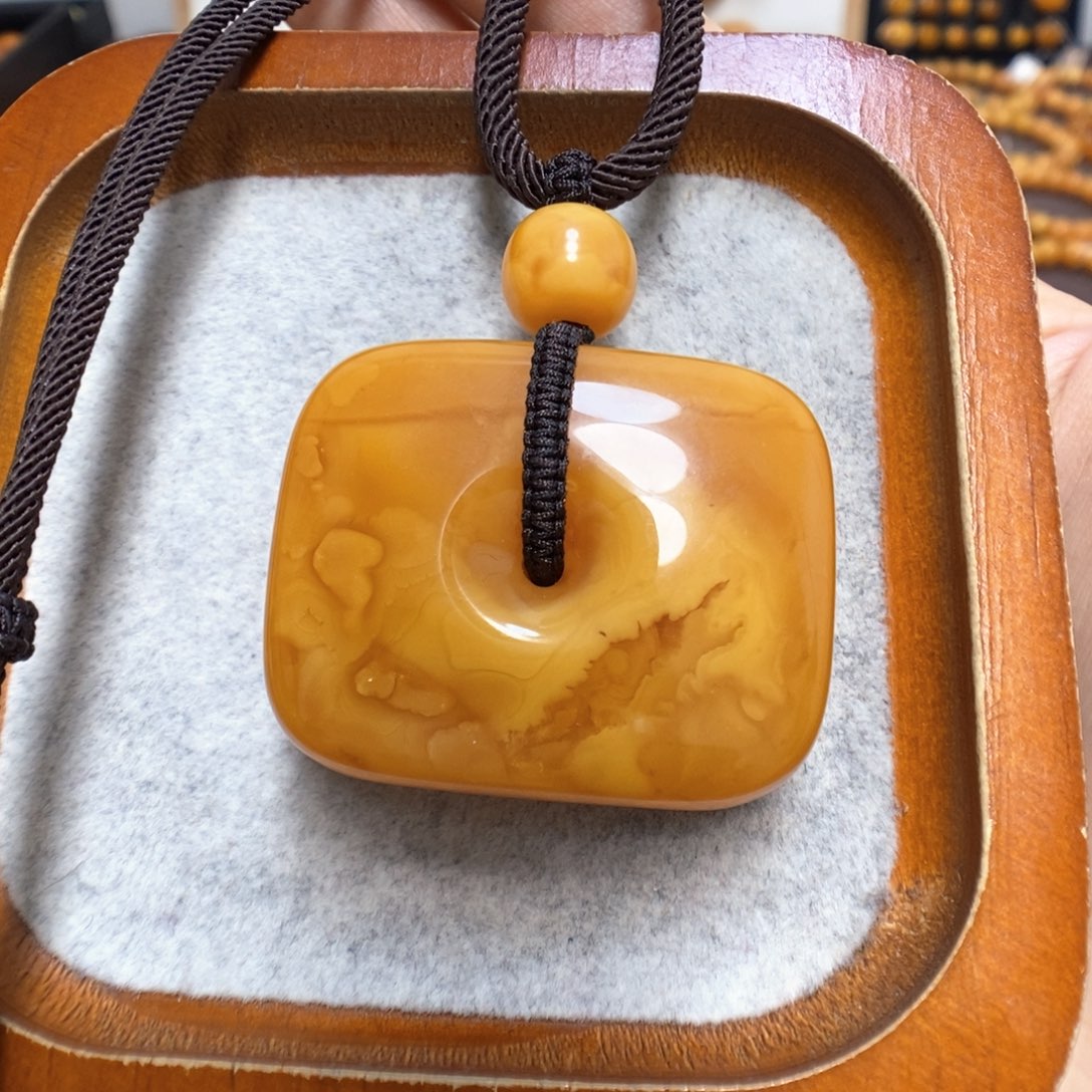 蜜蜡颈饰未镶嵌蜜蜡