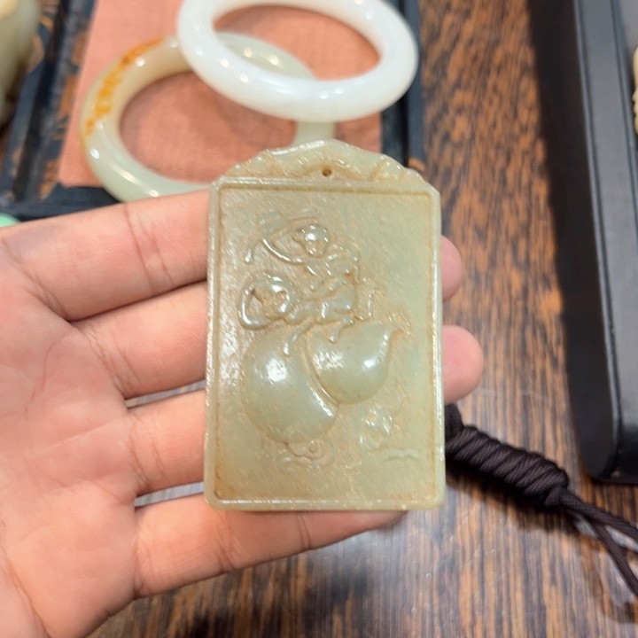 和田玉挂件未镶嵌