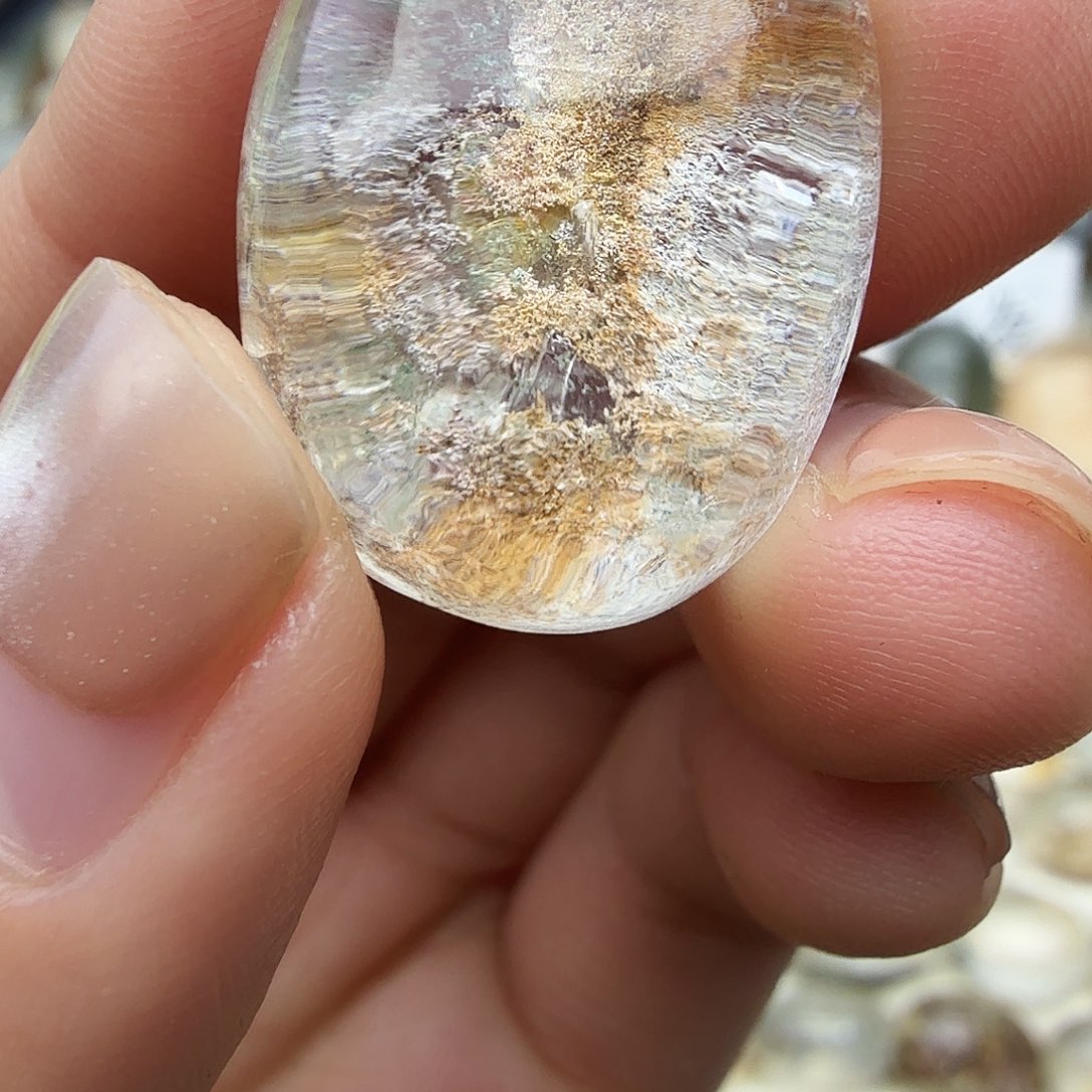 被***家未镶嵌水晶珠宝半成品