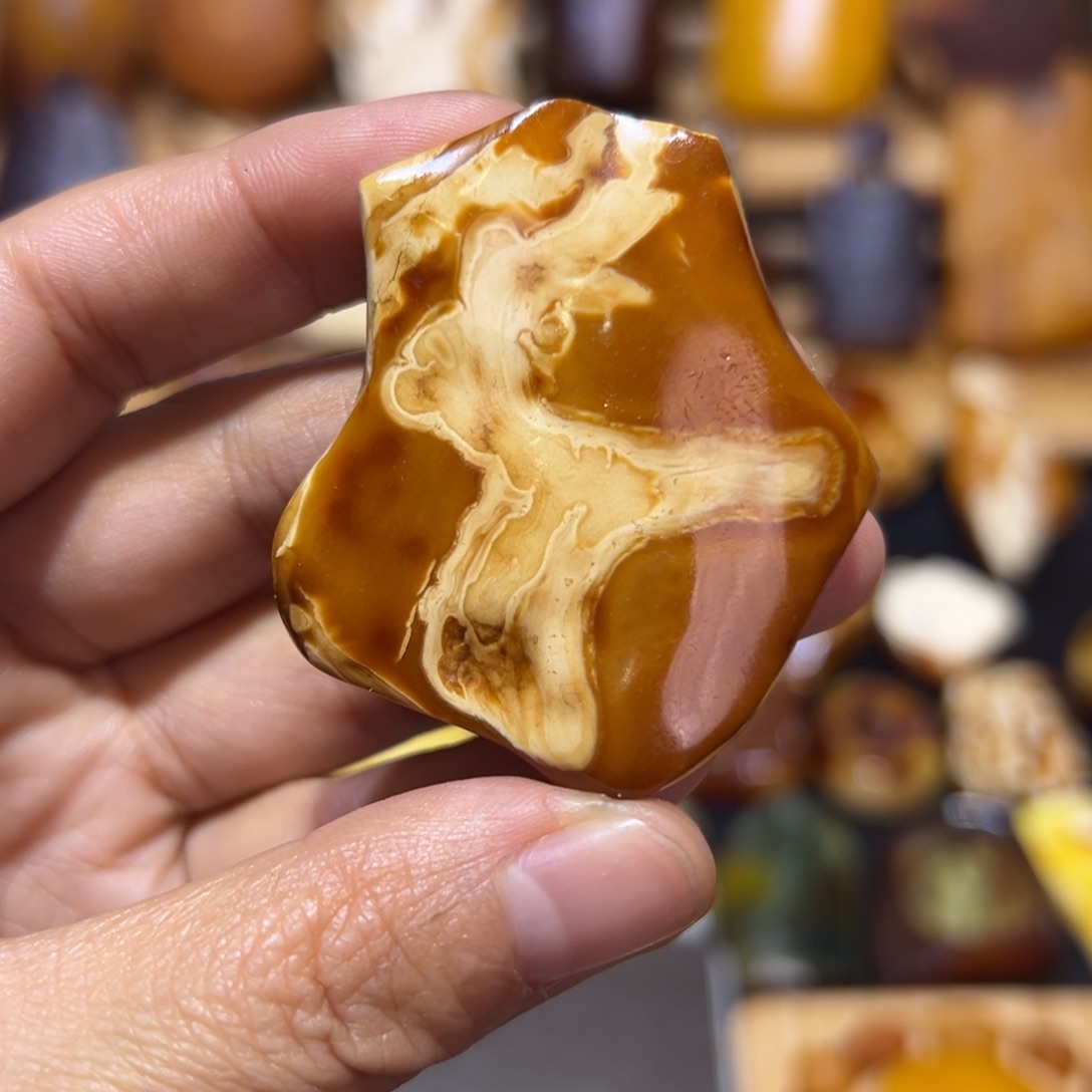 罗***福定制琥珀未镶嵌琥珀蜜蜡