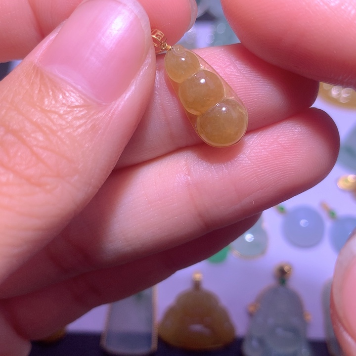 颈饰18K金镶嵌翡翠翡翠