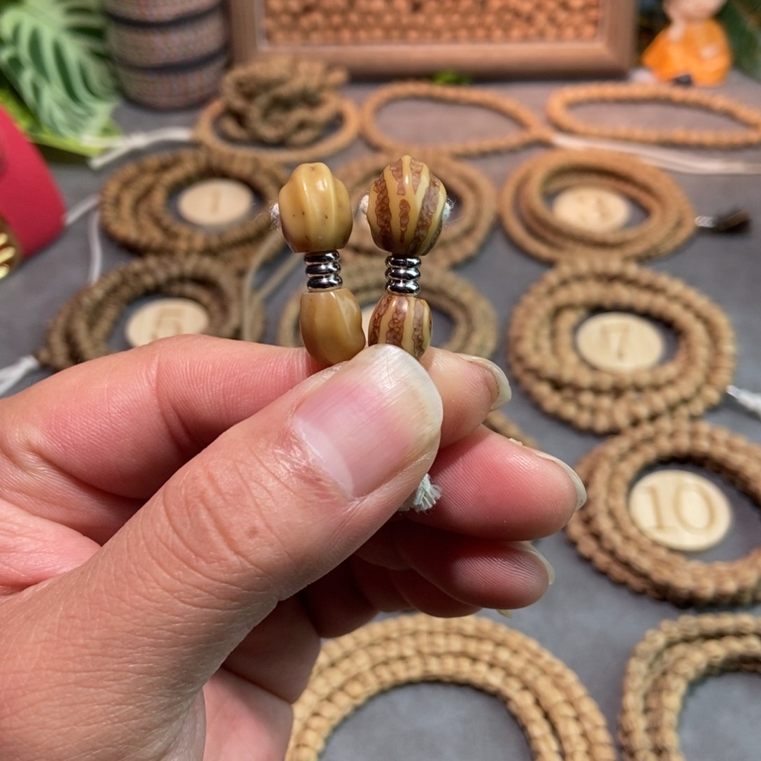 柏香籽/百香籽吊坠