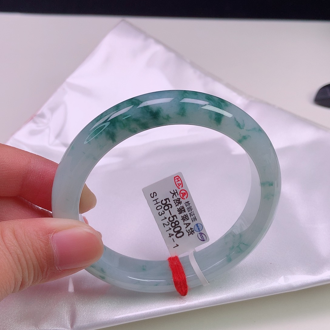 翡翠手镯未镶嵌56正圈