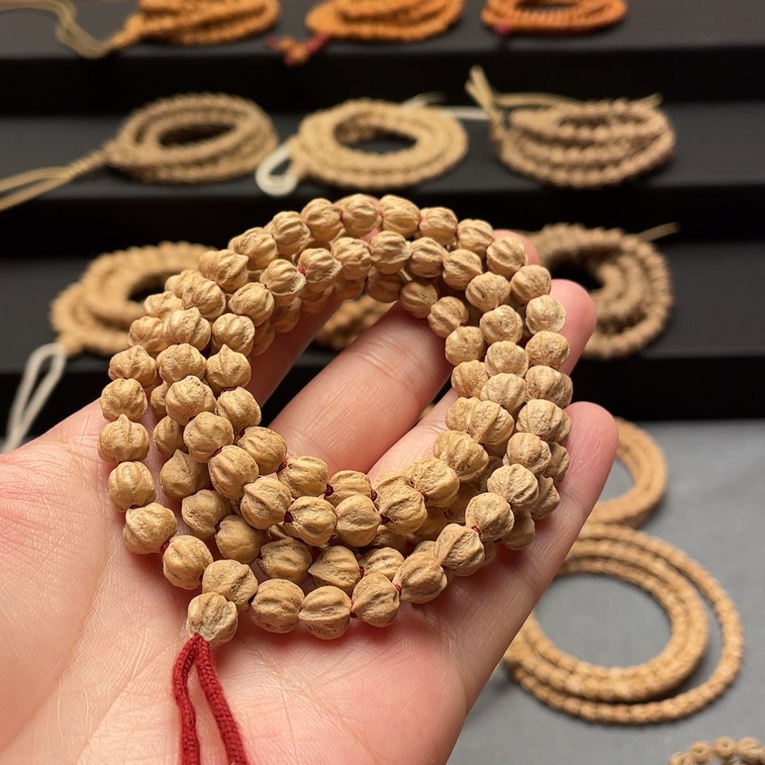 小***鱼柏香籽/百香籽吊坠