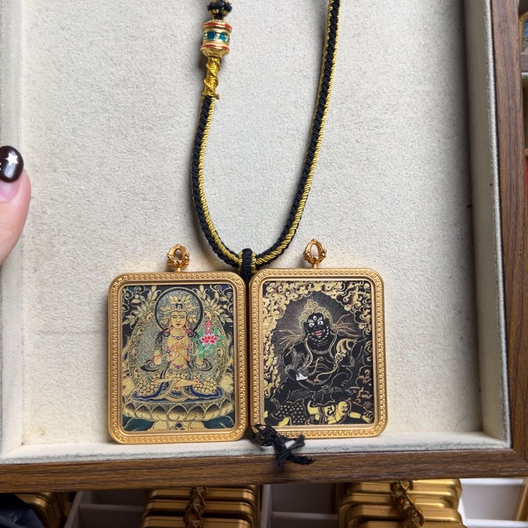 五***七吊坠双面定制大势至黑老爷