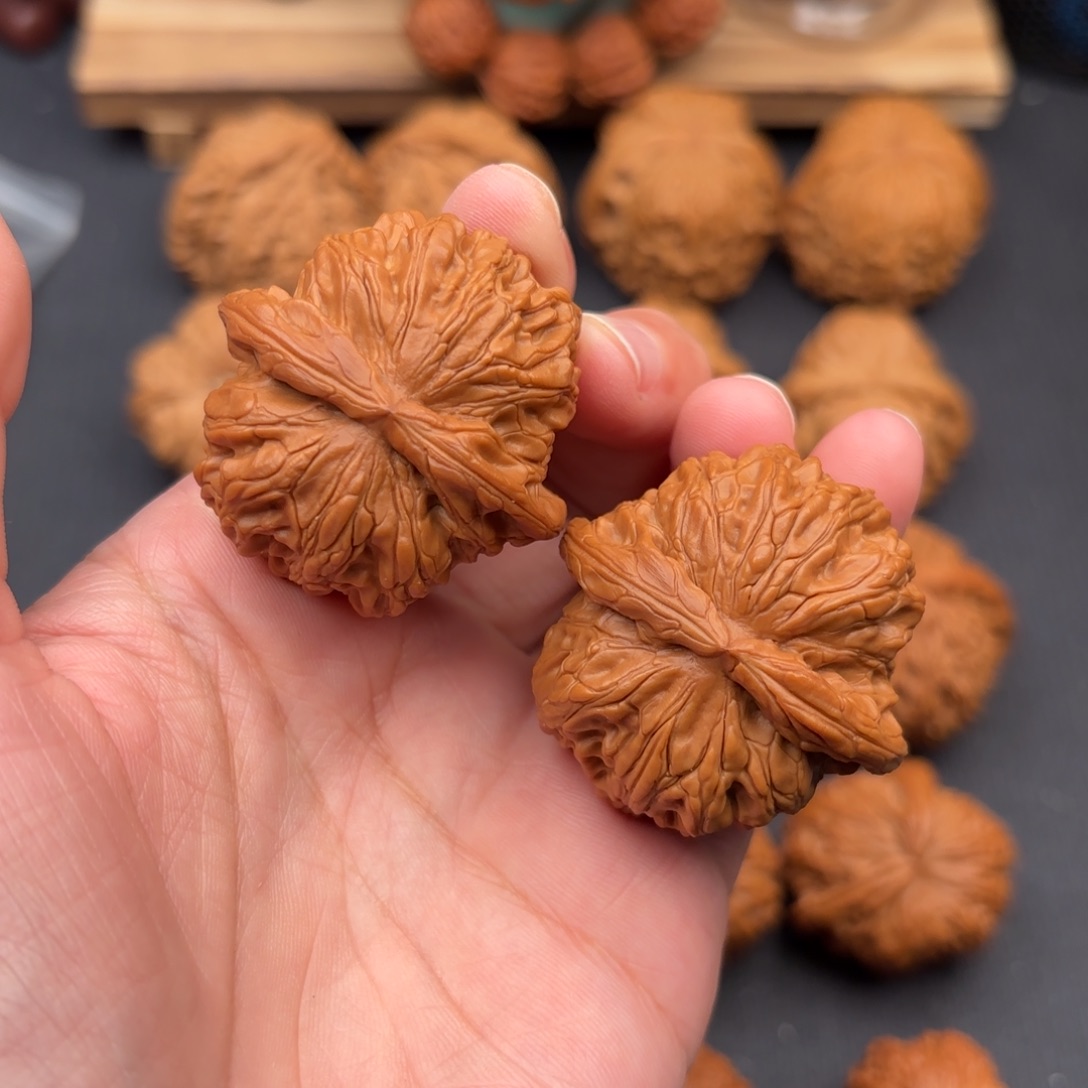 文玩核桃把件惊雷41