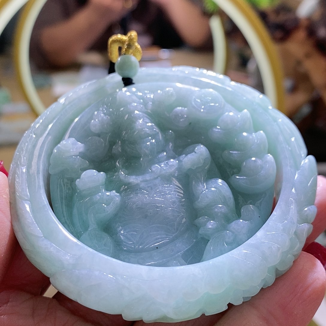 【闪购商品】翡翠颈饰未镶嵌财神