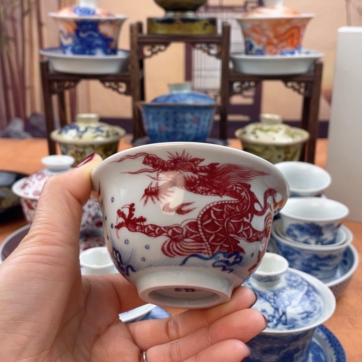 陶摆件鱼化龙压手杯