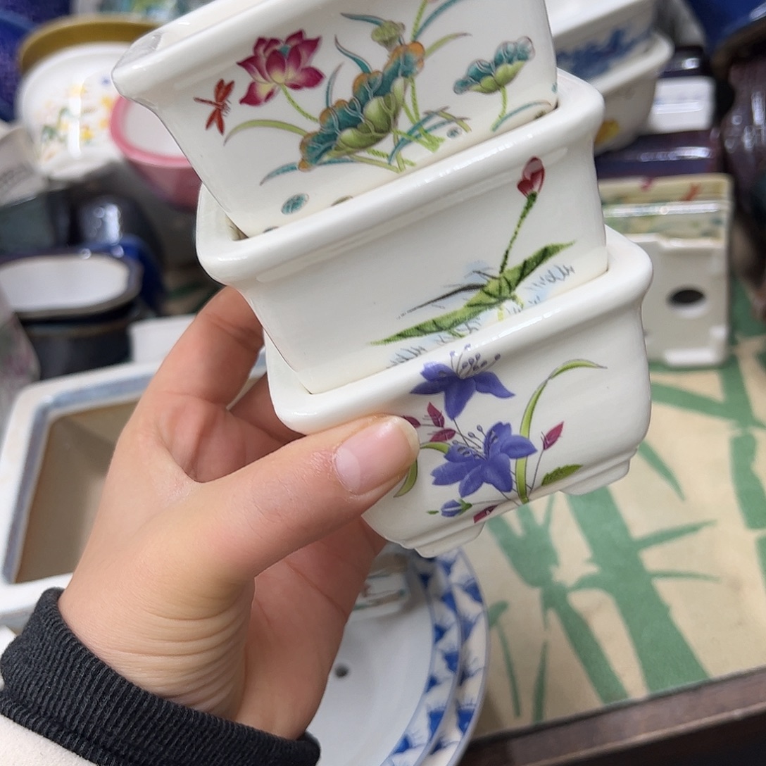 H***8紫砂花盆031号瑕疵3个8.5/5cm