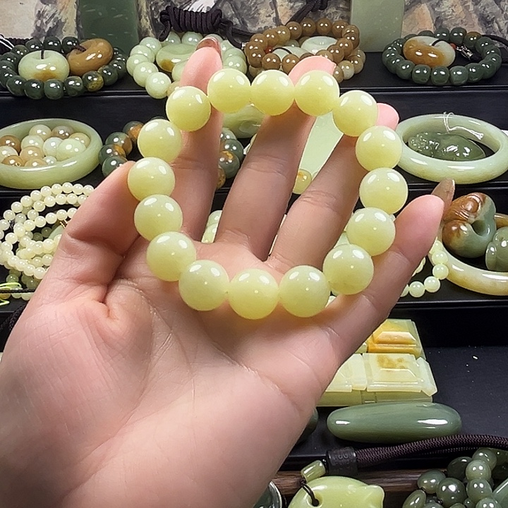 岫岩老玉（透闪石质玉）未镶嵌手链