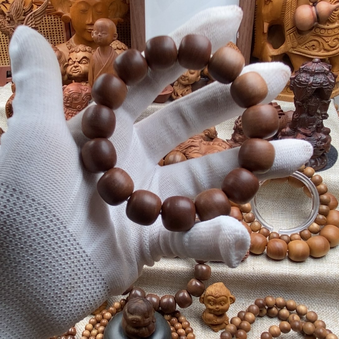 手串/手链檀香木迈索尔，老山檀香，焦糖15.16