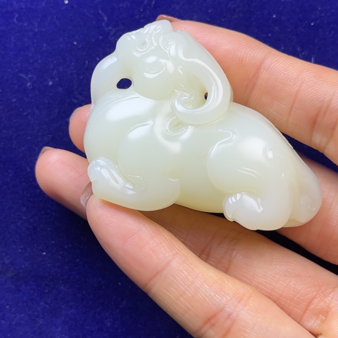 未镶嵌和田玉挂件