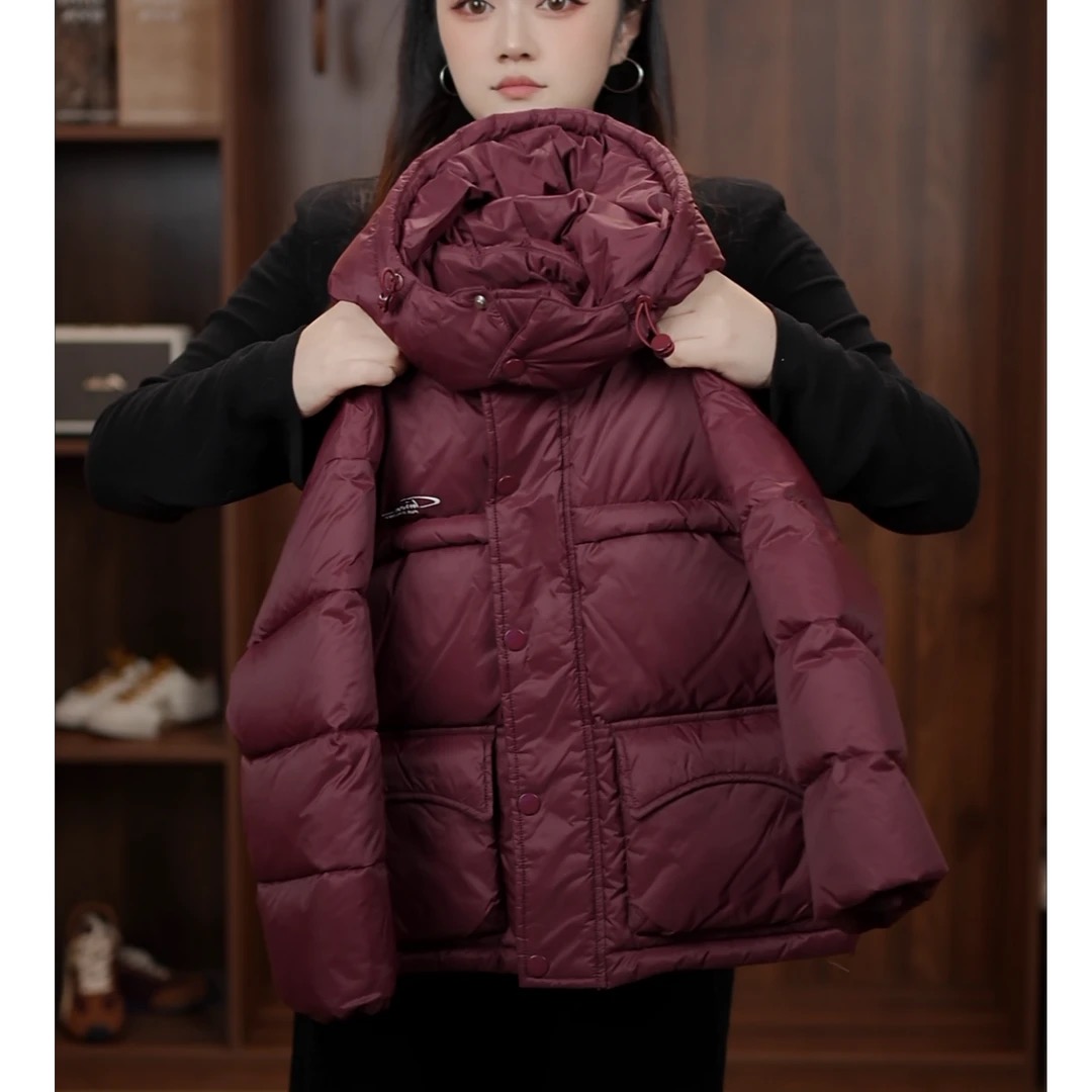 朱红羽绒服2025设计师款女童男童白鸭绒外套新款保暖冬装