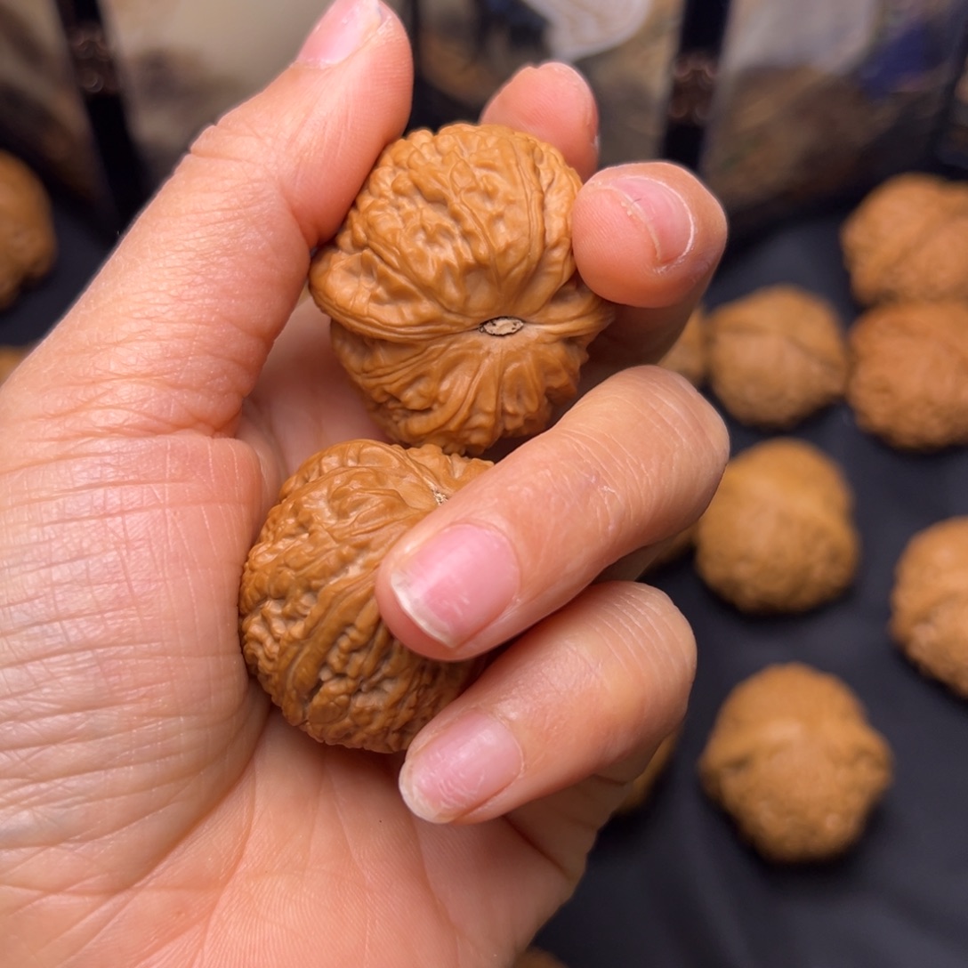 文玩核桃吊坠@****&35乾隆磨