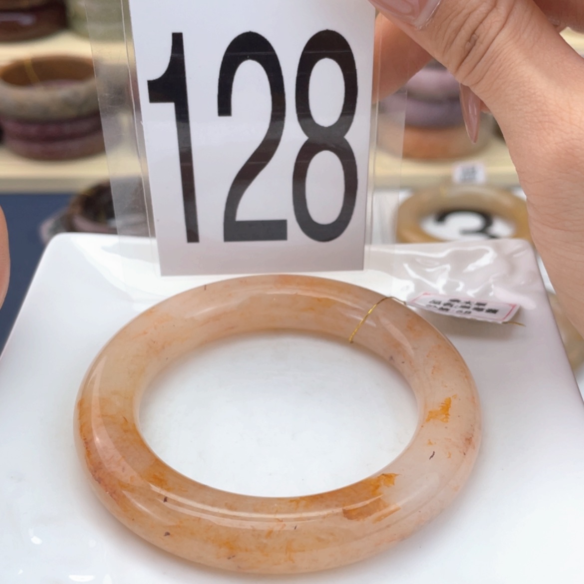 【闪购商品】石英质玉手镯未镶嵌