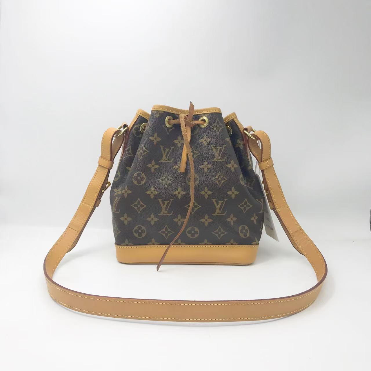 95新 LouisVuitton/路易威登 洋城二手 LV老花水桶BB斜跨包 