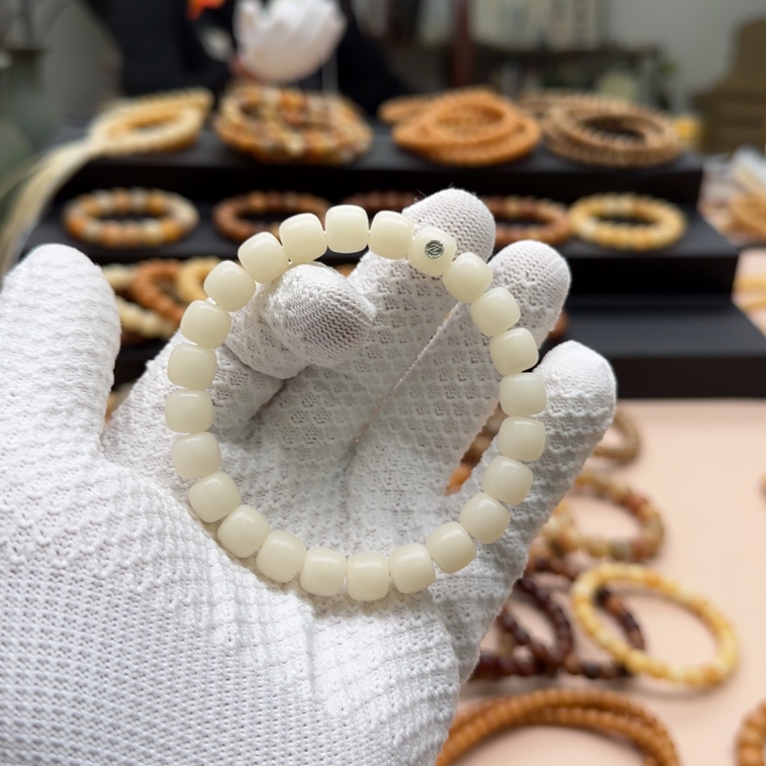 【闪购商品】菩提根/象牙果吊坠9*10鬼工 霜降 5年