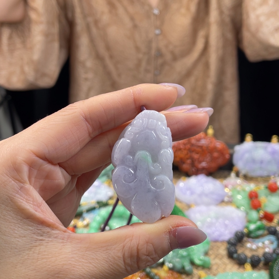 翡翠颈饰未镶嵌代编织