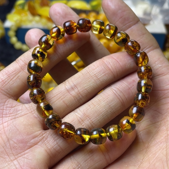 琥珀珠宝奇石未镶嵌