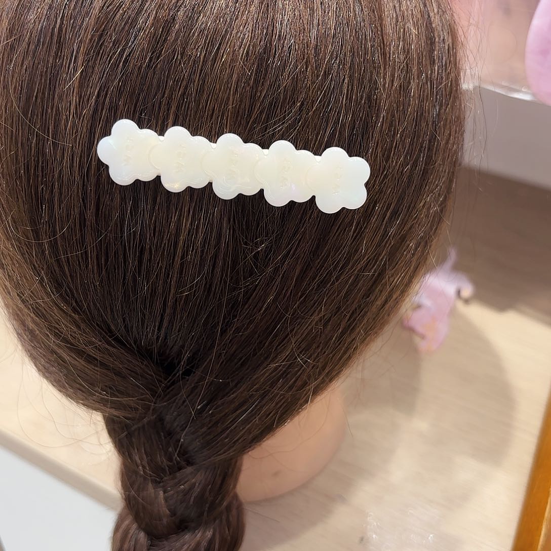 皮质铁合金人鱼白