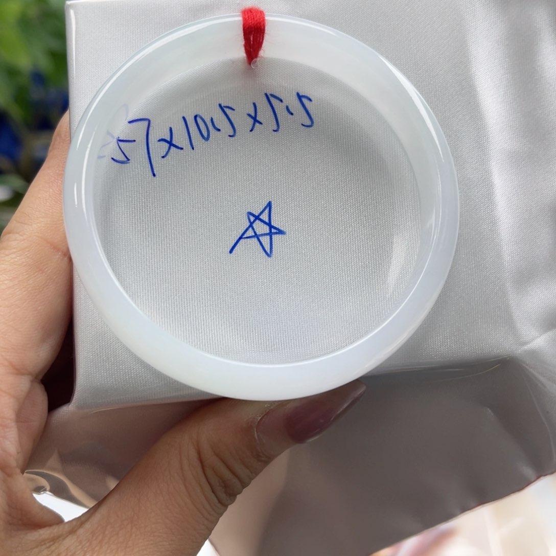 未镶嵌手镯翡翠翡翠