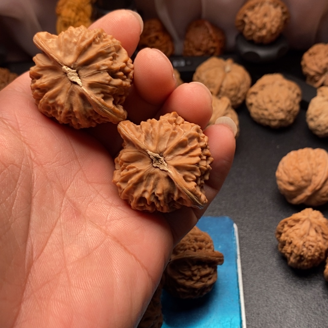 ****吊坠桃核文玩核头