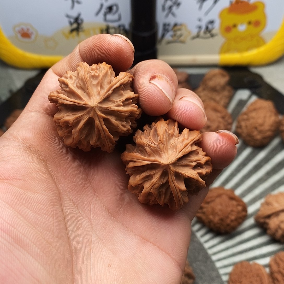 把件文玩核桃岐山三楞