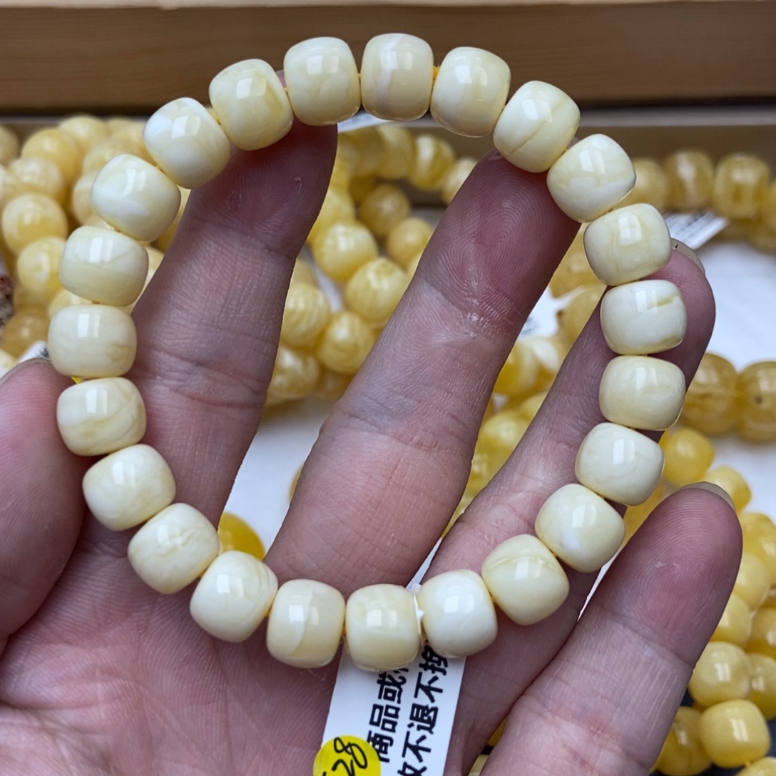 裸石琥珀未镶嵌17
