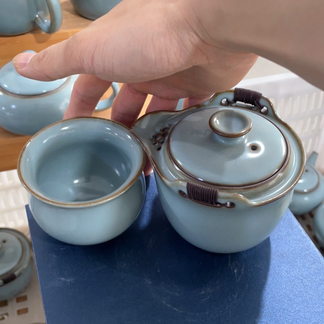 瓷片小微瑕。。。。。。。。。