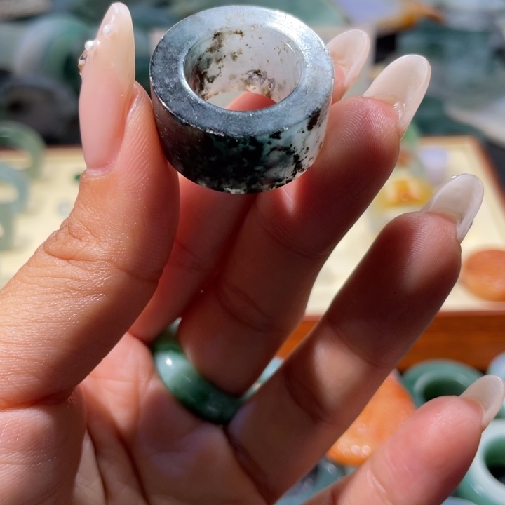 定制翡翠未镶嵌天然翡翠