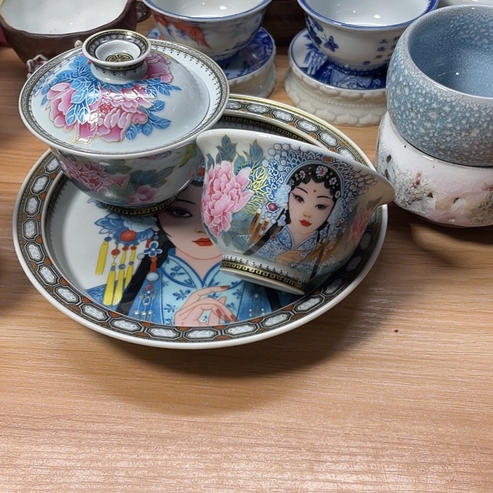兜***糖陶瓷制品及陶瓷艺术品