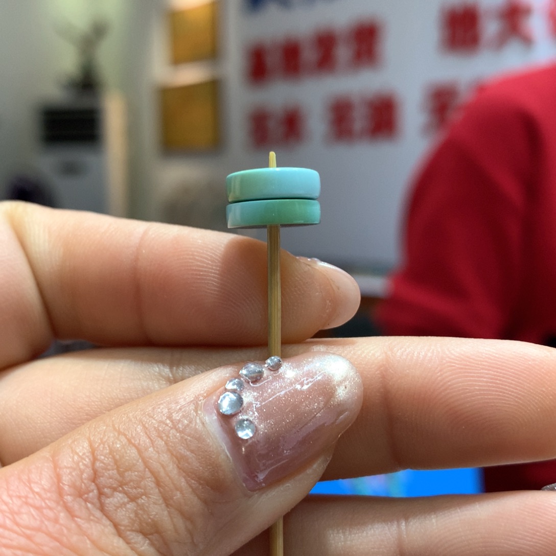 绿松石配饰未镶嵌