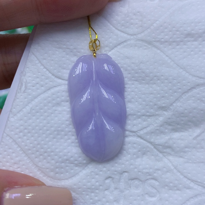 颈饰18K金镶嵌翡翠