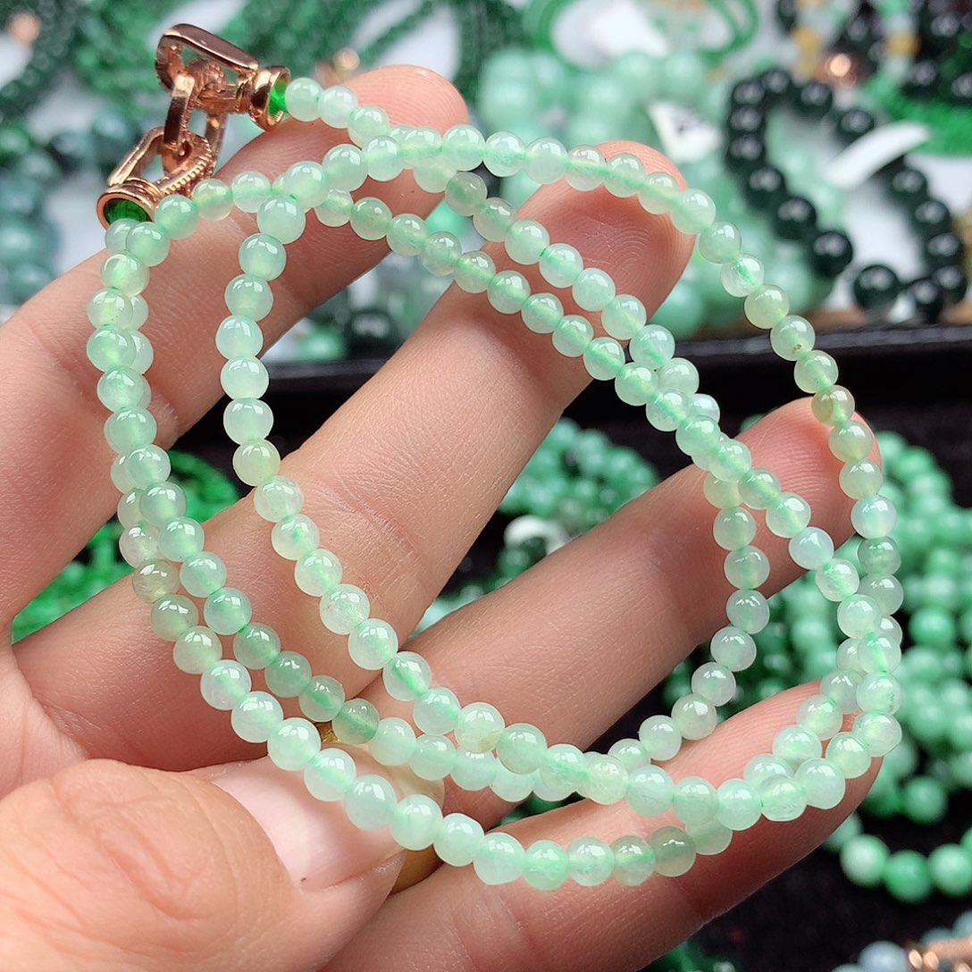 翡翠颈饰足铂镶嵌项链