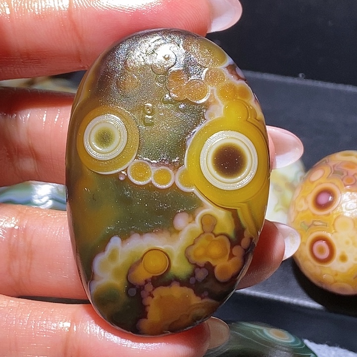 玛瑙/玉髓未镶嵌珠宝奇石16