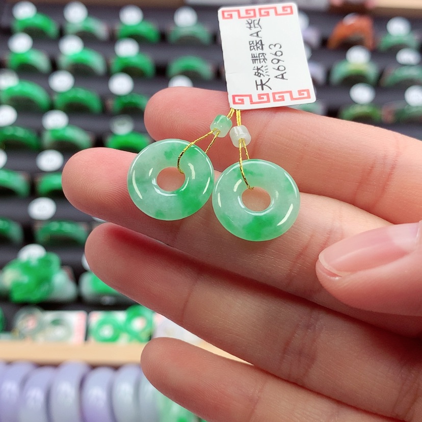 【闪购商品】未镶嵌戒指翡翠甜甜圈一对