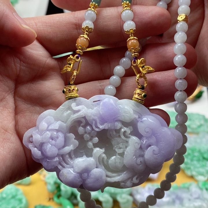 翡翠颈饰未镶嵌翡翠吊坠挂件