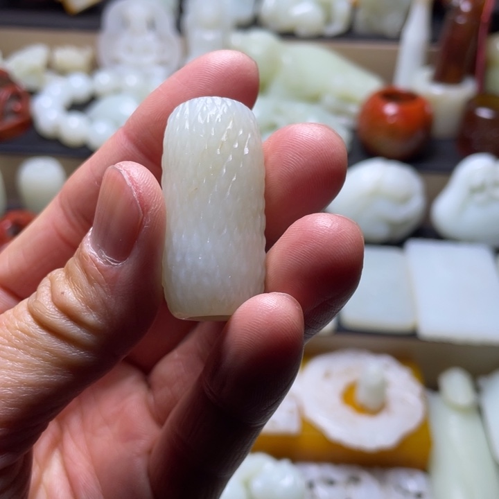和田玉未镶嵌吊坠(不含链)