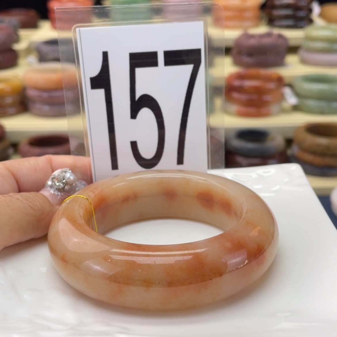 【闪购商品】石英质玉手镯未镶嵌