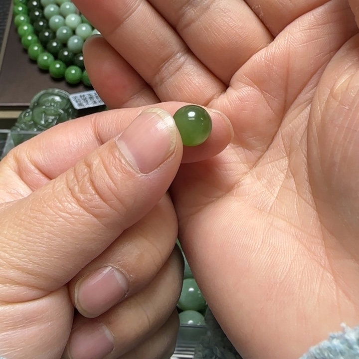 和田玉单珠18K金镶嵌