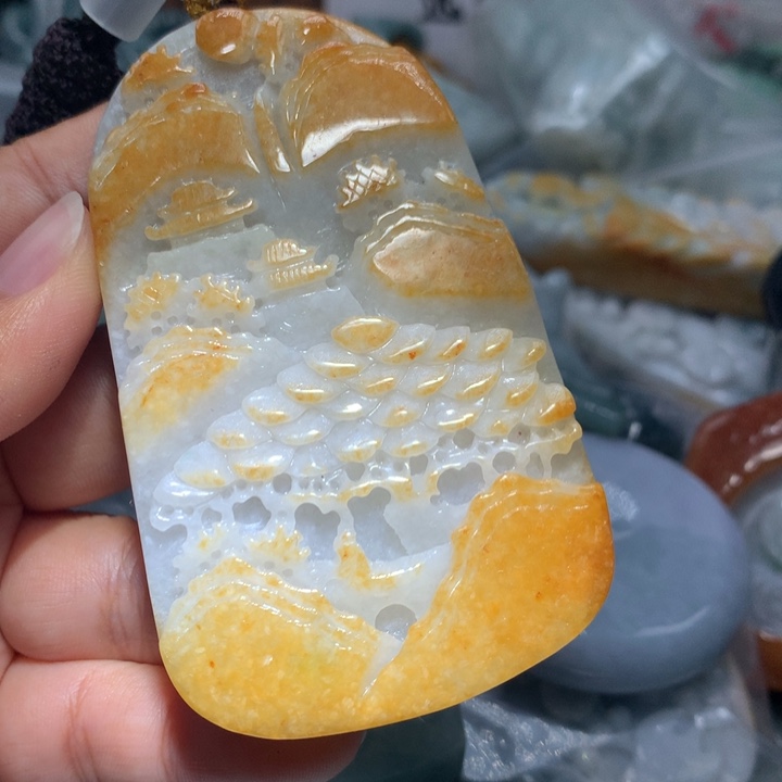 翡翠未镶嵌颈饰保真天然A货翡翠