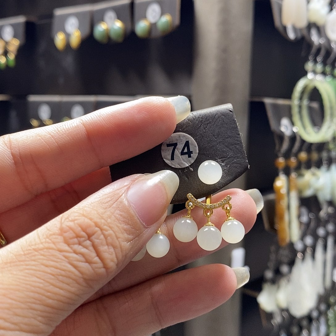 和田玉银S925镀金镶嵌耳饰静*地