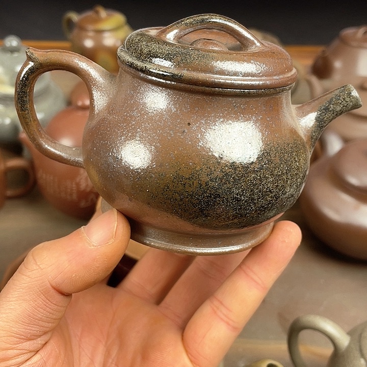 紫砂茶壶处理一把