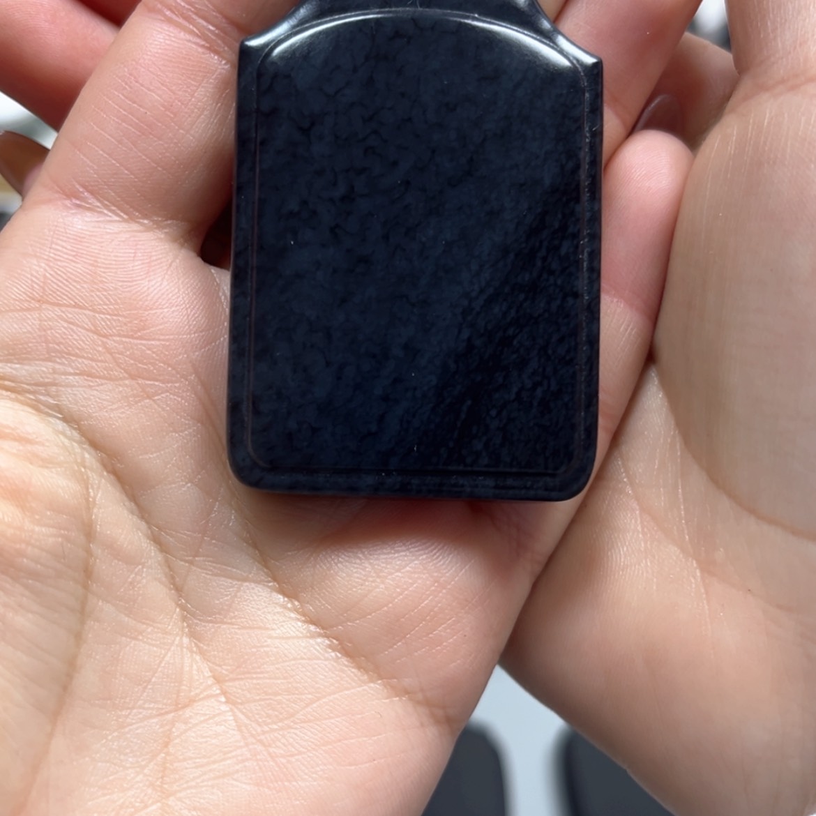 【闪购商品】和田玉（墨玉）46面包60克左右羊脂级未镶嵌